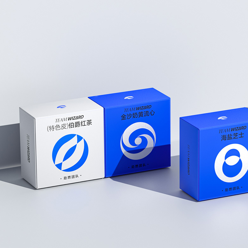鲜明蓝白色月饼包装盒
